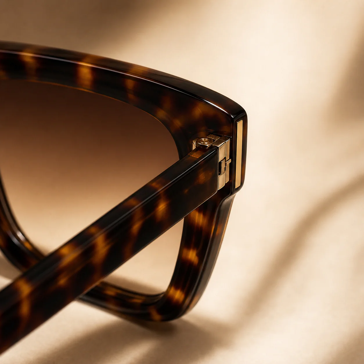 Estate Tortoise Sunglasses second detail view