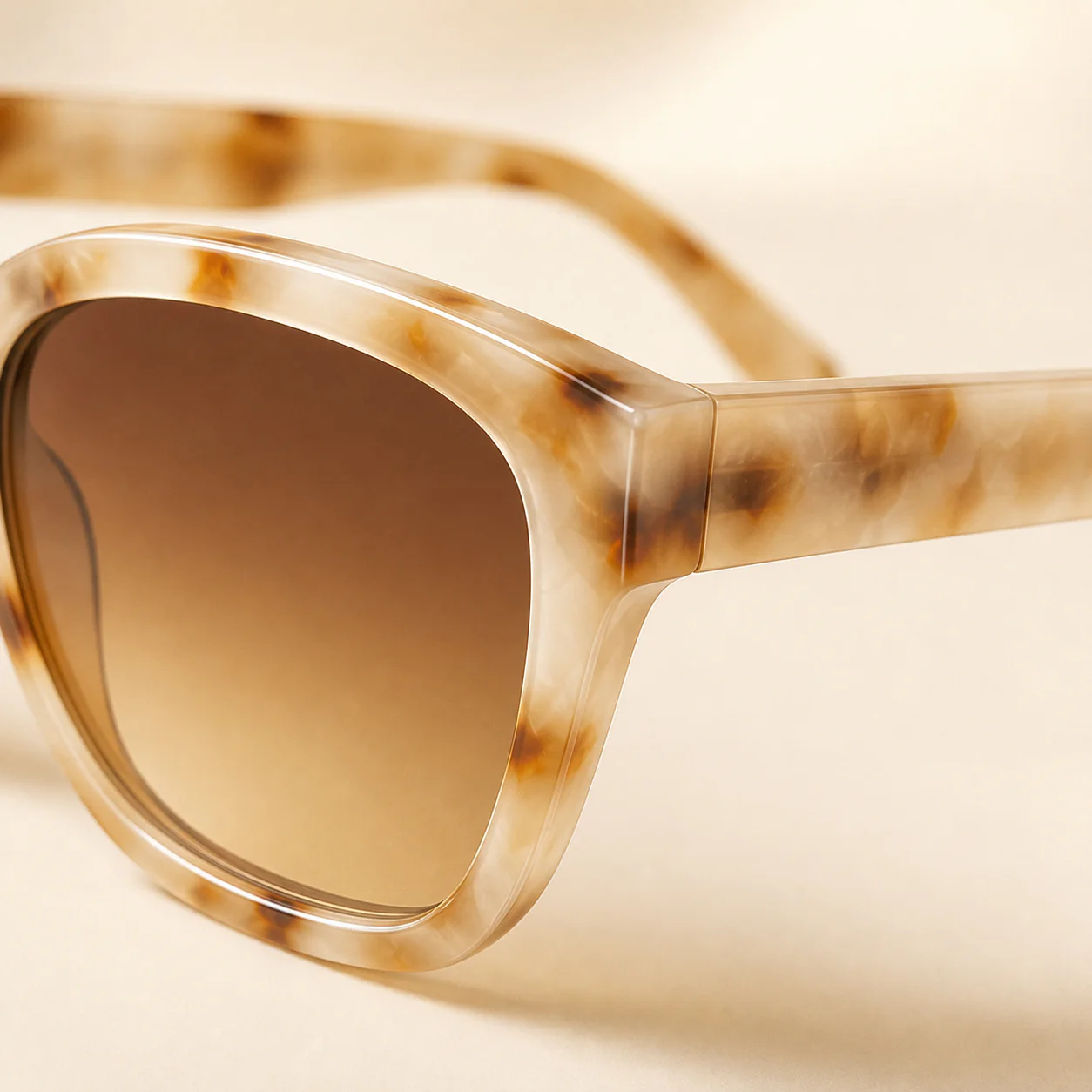 Marble Tortoise Sunglasses first detail view