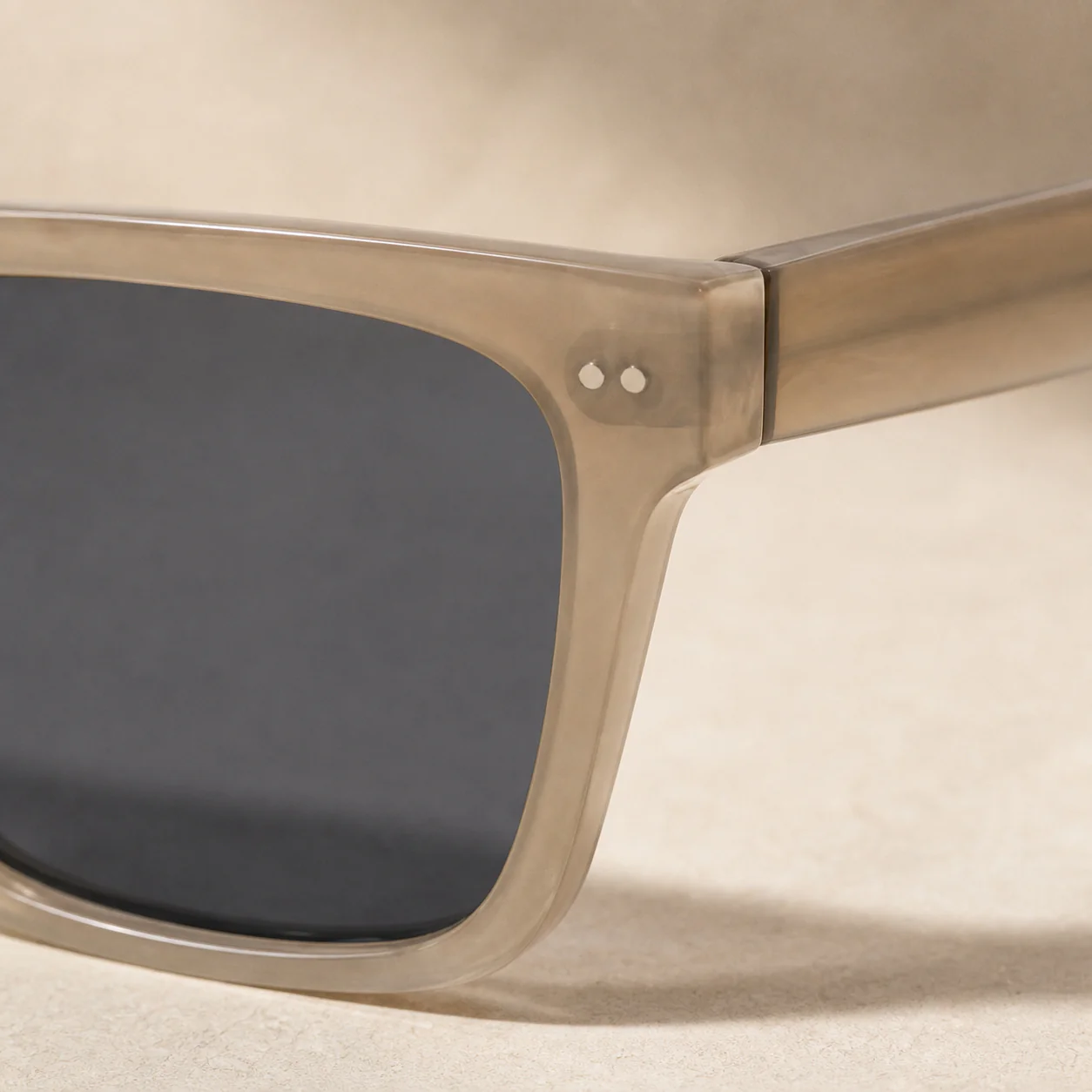 Milan Square Sunglasses first detail view