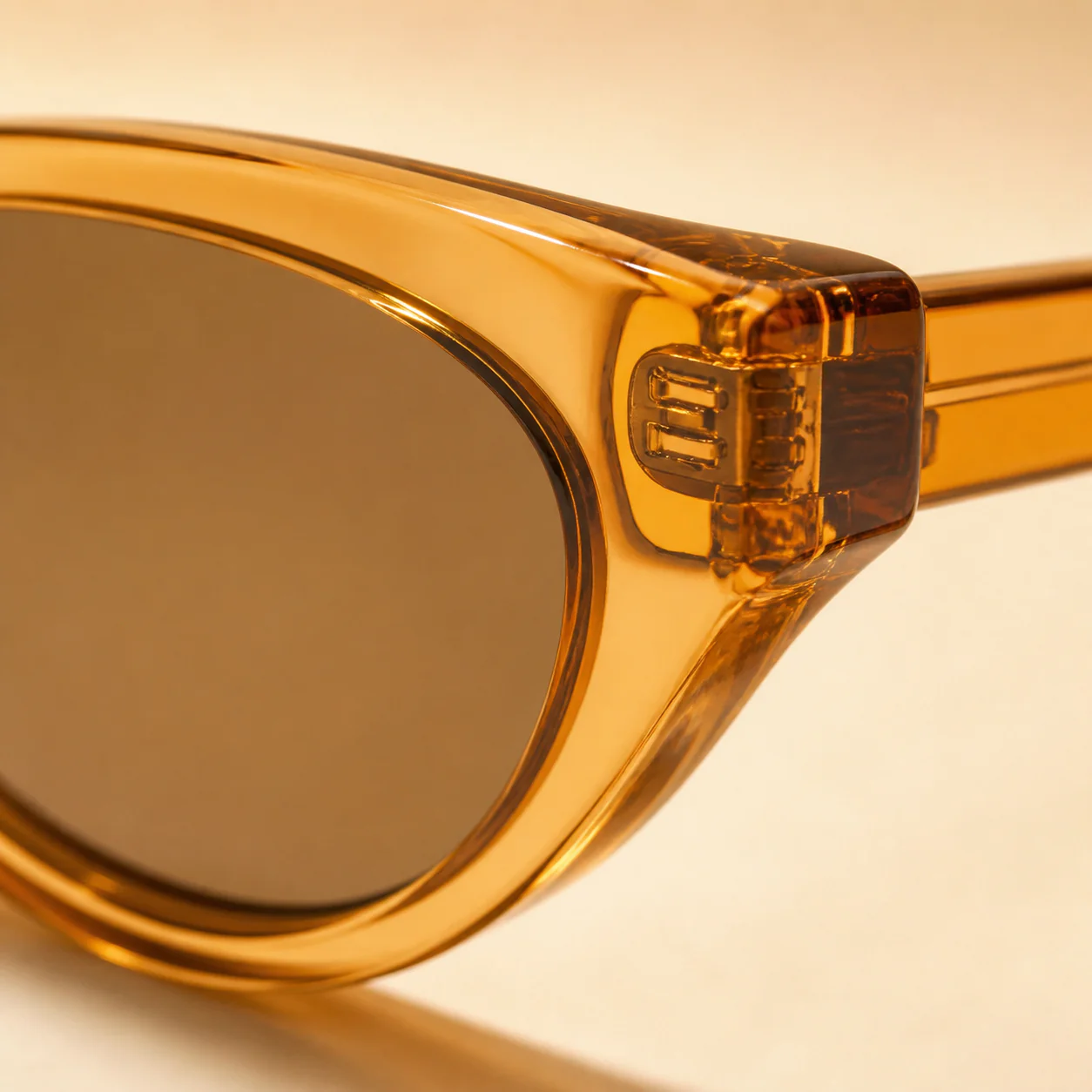 Noir Muse Cat Eye Sunglasses first detail view