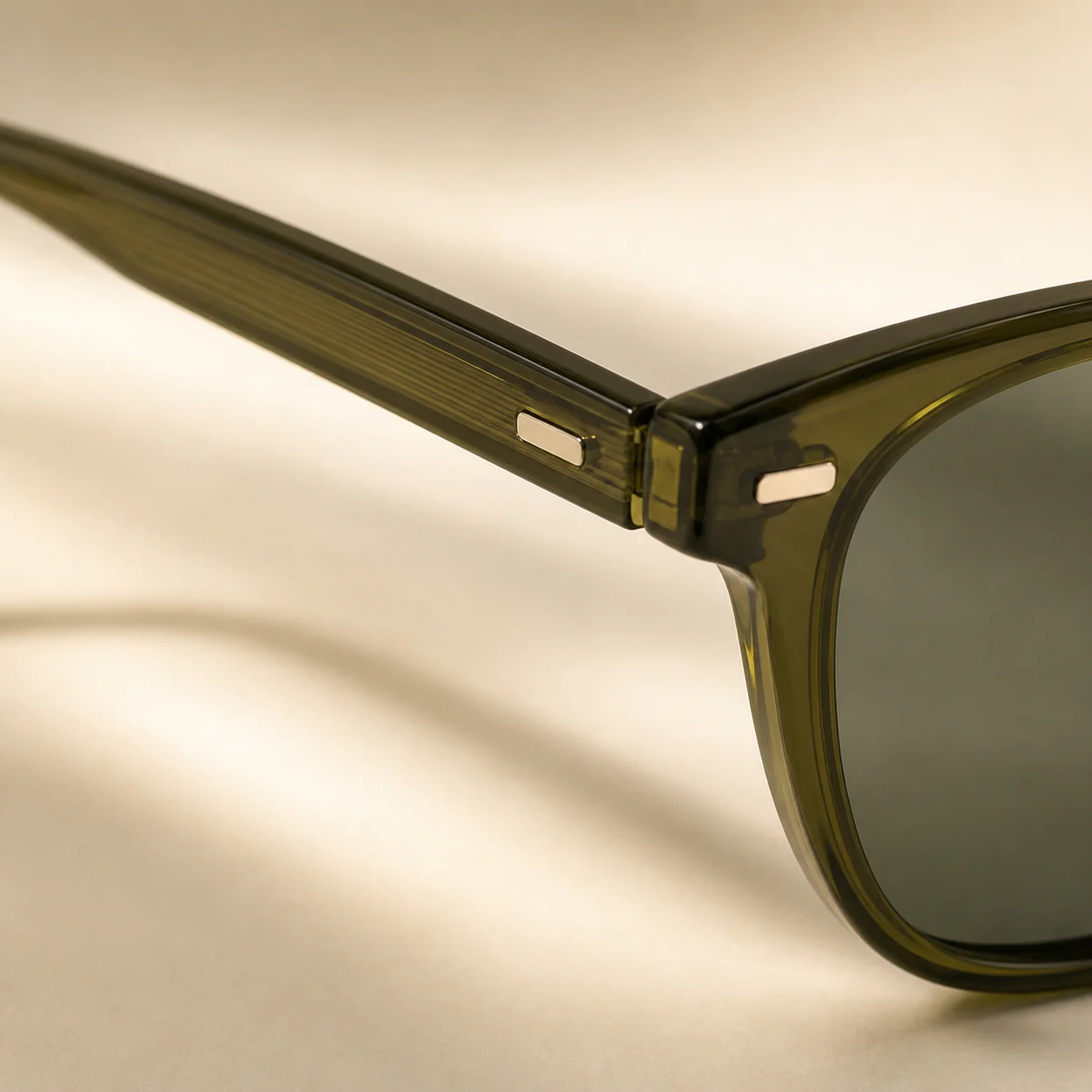 Noir Tortoise Sunglasses second detail view