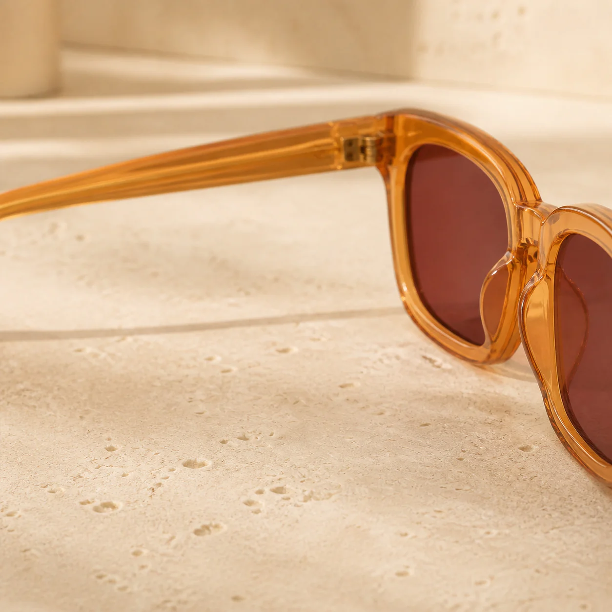 Palais Square Sunglasses second detail view