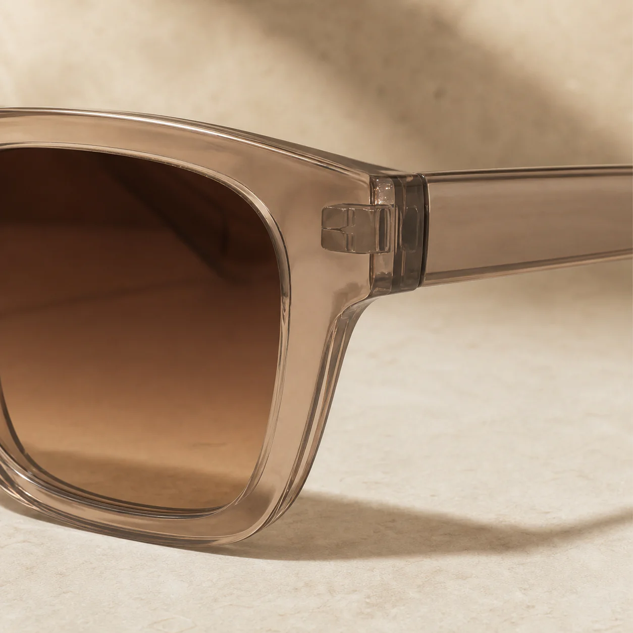 Reserve Square Sunglasses first detail view