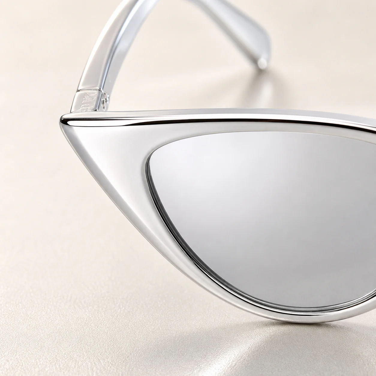 Vienne Cat Eye Sunglasses first detail view