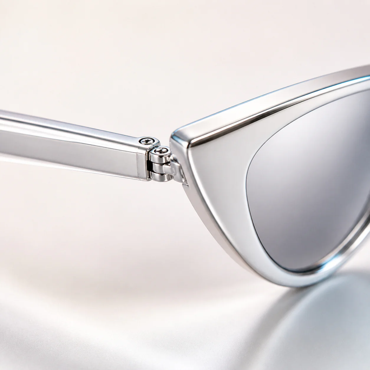Vienne Cat Eye Sunglasses second detail view